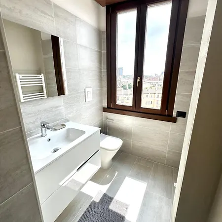 Apartman Stelvio Rooftop - Penthouse Skyline With Terrace And Jacuzzi Milánó